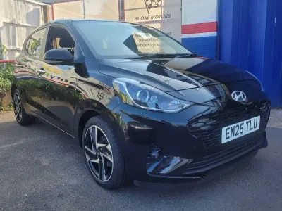 Used Hyundai i10 Premium 79 HP (58 kW) 2025 Black Hatchback