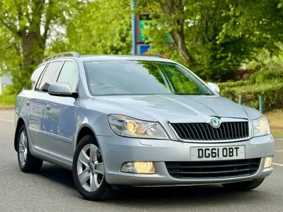 Używany Skoda Octavia Elegance 2011 Srebrny Kombi