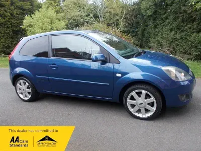 Używany Ford Fiesta Zetec 74 KM (54 kW) 2008 Niebieski Hatchback