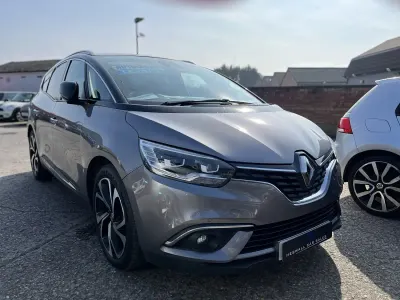Usado Renault Grand Scénic IV Signature 2017 Cinzento Monovolume