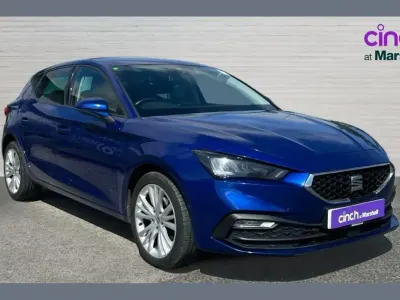 Used Seat Leon SE Dynamic 128 HP (94 kW) 2021 Blue Hatchback