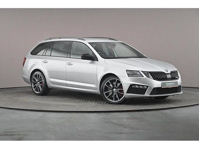 Used Skoda Octavia 180 HP (132 kW) 2019 Brilliant silver metallic Estate