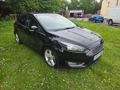 Usado Ford Focus Titanium 120 HP (88 kW) 2017 Preto Citadino