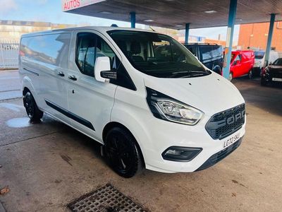 White Used 2022 Ford Transit Custom Trend Van | £15,445 (Fair price)