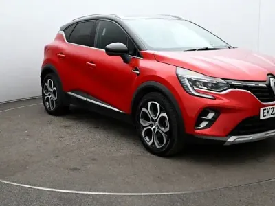Usado Renault Captur SE 160 HP (117 kW) 2022 Vermelho SUV