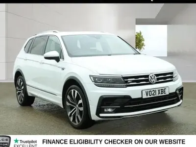 Usado VW Tiguan Allspace R-line 150 HP (110 kW) 2021 Branco SUV