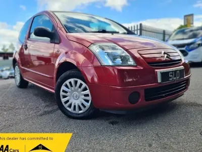 Używany Citroën C2 60 KM (44 kW) 2008 Czerwony Hatchback