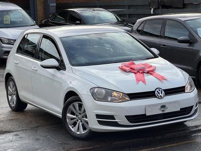 Used VW Golf VII SE 122 HP (89 kW) 2013 White Hatchback