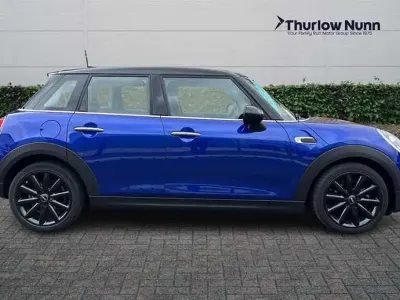 Used Mini Cooper Classic 136 HP (100 kW) 2018 Blue Hatchback