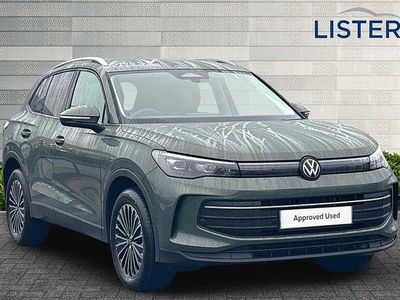 New VW Tiguan Match 150 HP (110 kW) 2025 Cipressino green SUV