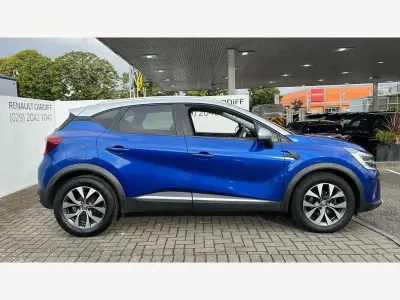 Used Renault Captur Iconic 130 HP (95 kW) 2020 Blue/grey SUV