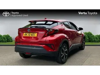 Używany Toyota C-HR Design 122 KM (89 kW) 2020 Czerwony SUV