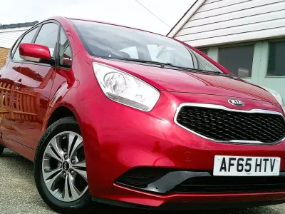 Used Kia Venga 123 HP (90 kW) 2015 Red Hatchback