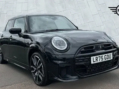 Used Mini Cooper S Hatch 201 HP (147 kW) 2025 Black Hatchback