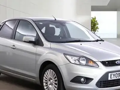 Used Ford Focus Titanium 2009 Silver Hatchback