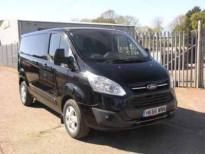 Usado Ford Transit Custom Limited 130 HP (95 kW) 2017 Preto Van
