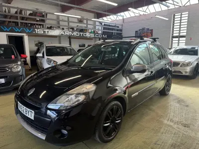 Used Renault Clio GrandTour Dynamique 2012 Black Estate