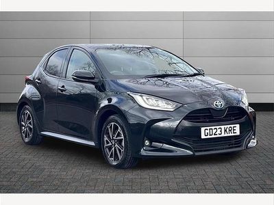 Used Toyota Yaris Hybrid Design 116 HP (85 kW) 2023 Black Hatchback