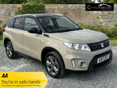 Used Suzuki Vitara SZ-T 120 HP (88 kW) 2017 Cream and black SUV