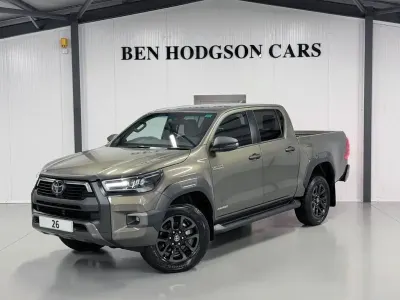 Nowe Toyota HiLux 204 KM (150 kW) 2026 Brązowy Pickup