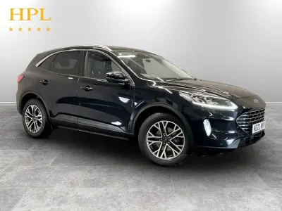 Usado Ford Kuga Titanium 120 CV (88 kW) 2022 Negro SUV