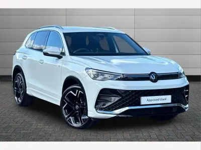 Used VW Tiguan R-line 150 HP (110 kW) 2025 White SUV