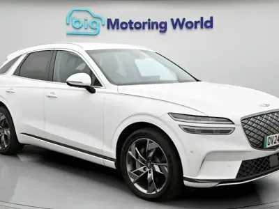 Used Genesis GV70 Sport 359 kW (489 HP) 2024 White SUV
