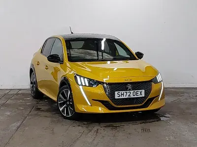 Used Peugeot 208 GTi 100 HP (73 kW) 2022 Yellow Hatchback
