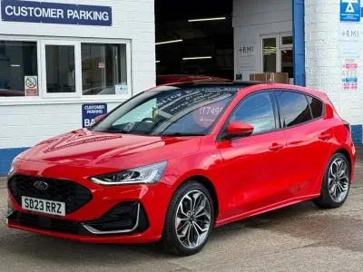 Used Ford Focus ST-Line 2023 Red Hatchback