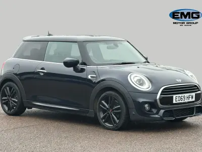 Usado Mini Cooper Hatch 136 CV (100 kW) 2020 Azul Utilitario