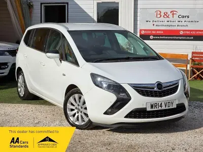 Used Vauxhall Zafira Tourer S 2014 White MPV