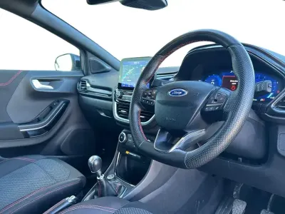 Używany Ford Puma ST-Line 125 KM (91 kW) 2021 Czarny SUV