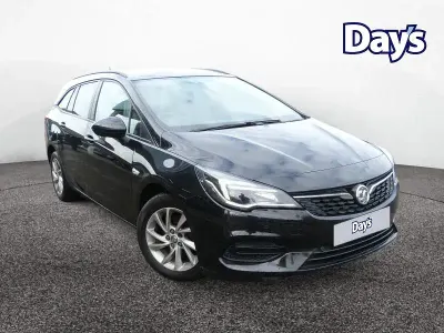 Used Vauxhall Astra Business Edition 130 HP (95 kW) 2020 Black Estate