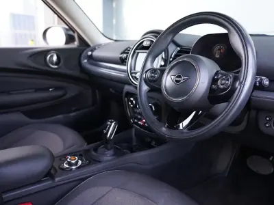 Used Mini Cooper Clubman Classic 2020 Red Estate
