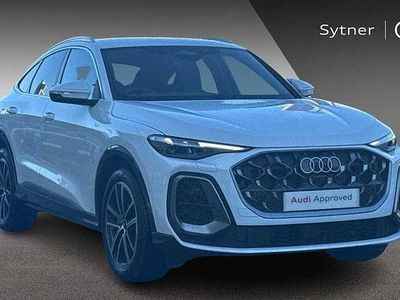 White Used 2025 Audi Q5 Sportback Advanced SUV | £49,000 (Fair price)