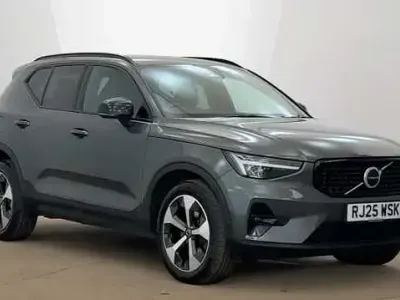 Used Volvo XC40 Plus 163 HP (119 kW) 2025 Forest lake SUV