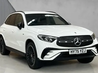 Used Mercedes GLC300e Urban 313 HP (230 kW) 2025 Polar white SUV