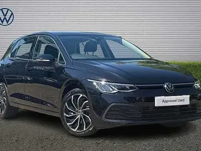 Used VW Golf VIII Life 150 HP (110 kW) 2024 Black Hatchback