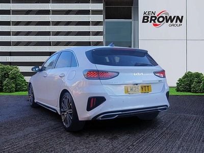Used Kia Ceed GT GT-Line S 138 HP (101 kW) 2025 White Hatchback