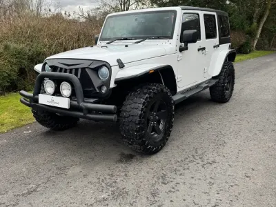 Used Jeep Wrangler 290 HP (213 kW) 2025 White SUV