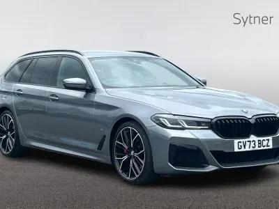 Usado BMW 520 M Sport 187 CV (137 kW) 2023 Gris Familiar