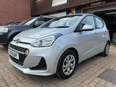 Gebraucht Hyundai i10 SE 67 PS (49 kW) 2018 Grau Kleinwagen