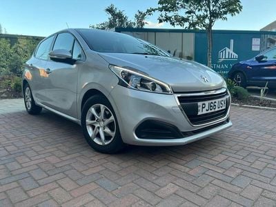 Used Peugeot 208 Active 68 HP (50 kW) 2016 Silver Hatchback