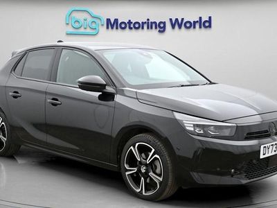 Second-hand Vauxhall Corsa Ultimate 131 CP (96 kW) 2023 Negru Hatchback