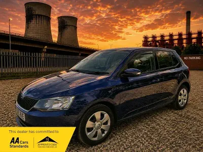 Used Skoda Fabia 60 HP (44 kW) 2017 Blue Hatchback
