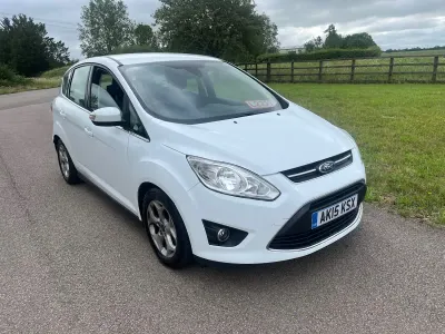 Used Ford C-MAX Zetec 2015 White MPV