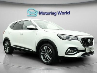 MG HS