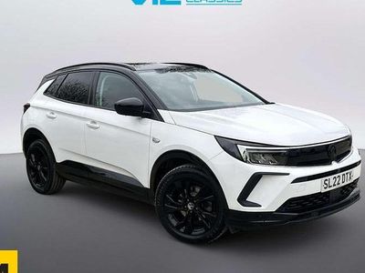 Used Vauxhall Grandland X SRi 131 HP (96 kW) 2021 White SUV