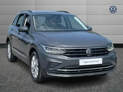Used VW Tiguan Life 130 HP (95 kW) 2022 Grey SUV