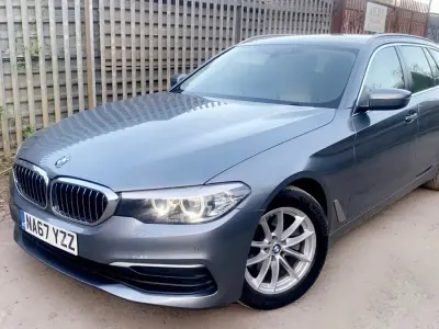 Usado BMW 520 2017 Azul Familiar